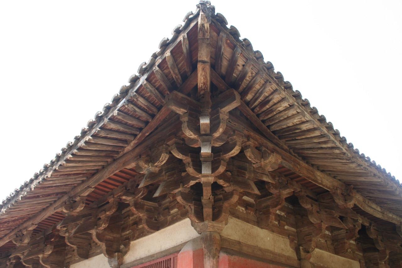 为什么中国古建筑的椽要有两层一层方柱一层圆柱