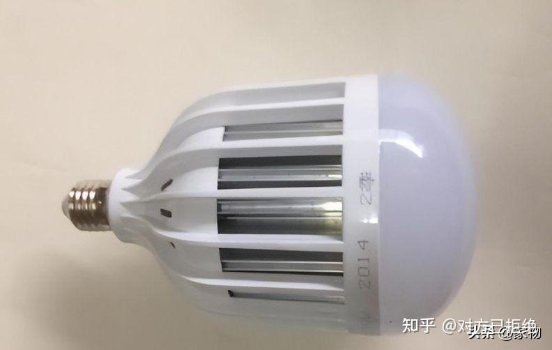 led灯到底省电还是不省电 led灯越亮越费电吗详情分析