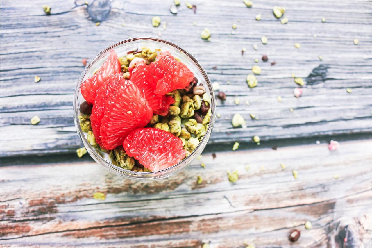 结婚桌上放什么干果