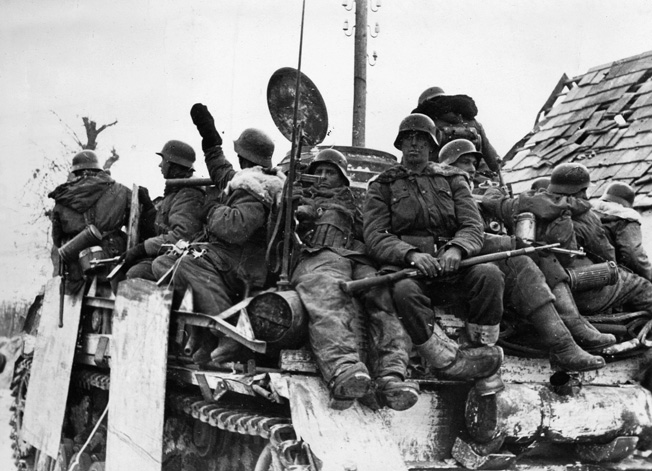 东线战争杂谈之一百四十二布达佩斯与维也纳之间的大戏1945年第6装甲