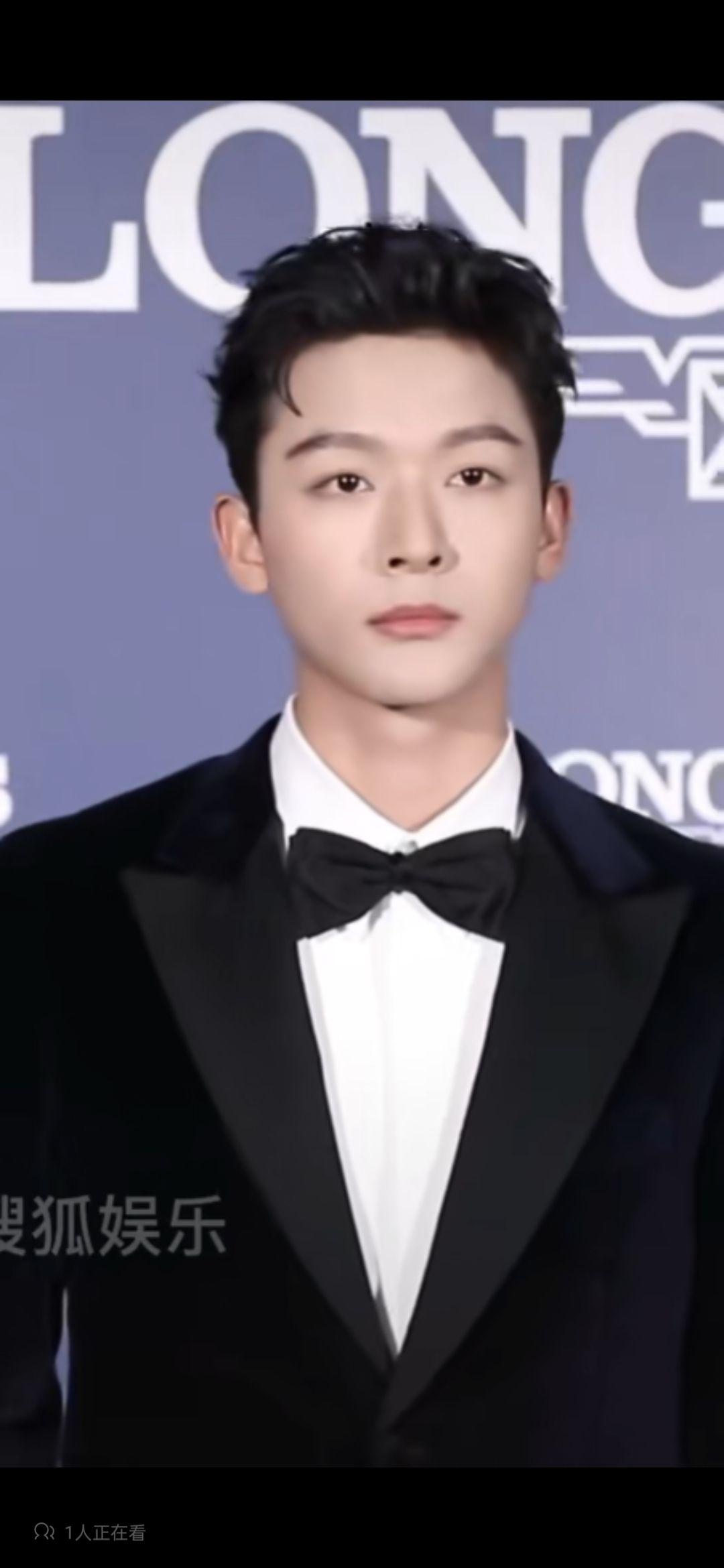 如何客观评价张晚意的颜值和演技? - 知乎