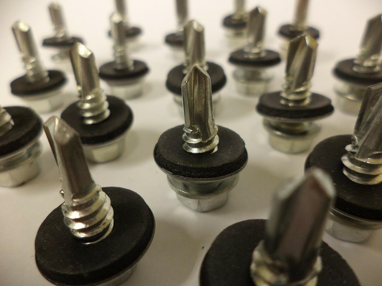 4. 螺钉防松措施