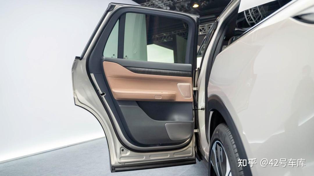 蔚来发布新款 ES8，该款新品有何亮点？