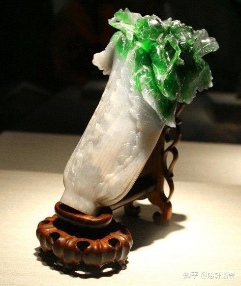 翡翠白菜 置物 中国新疆和田玉？ 翠玉白菜为何成为镇国之宝?-琢艺轩和田玉移动版