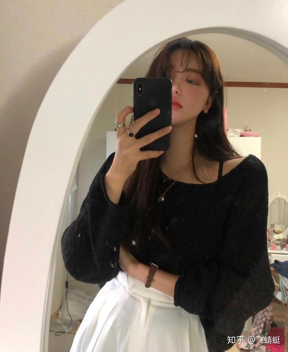 有哪些适合女生自拍的姿势