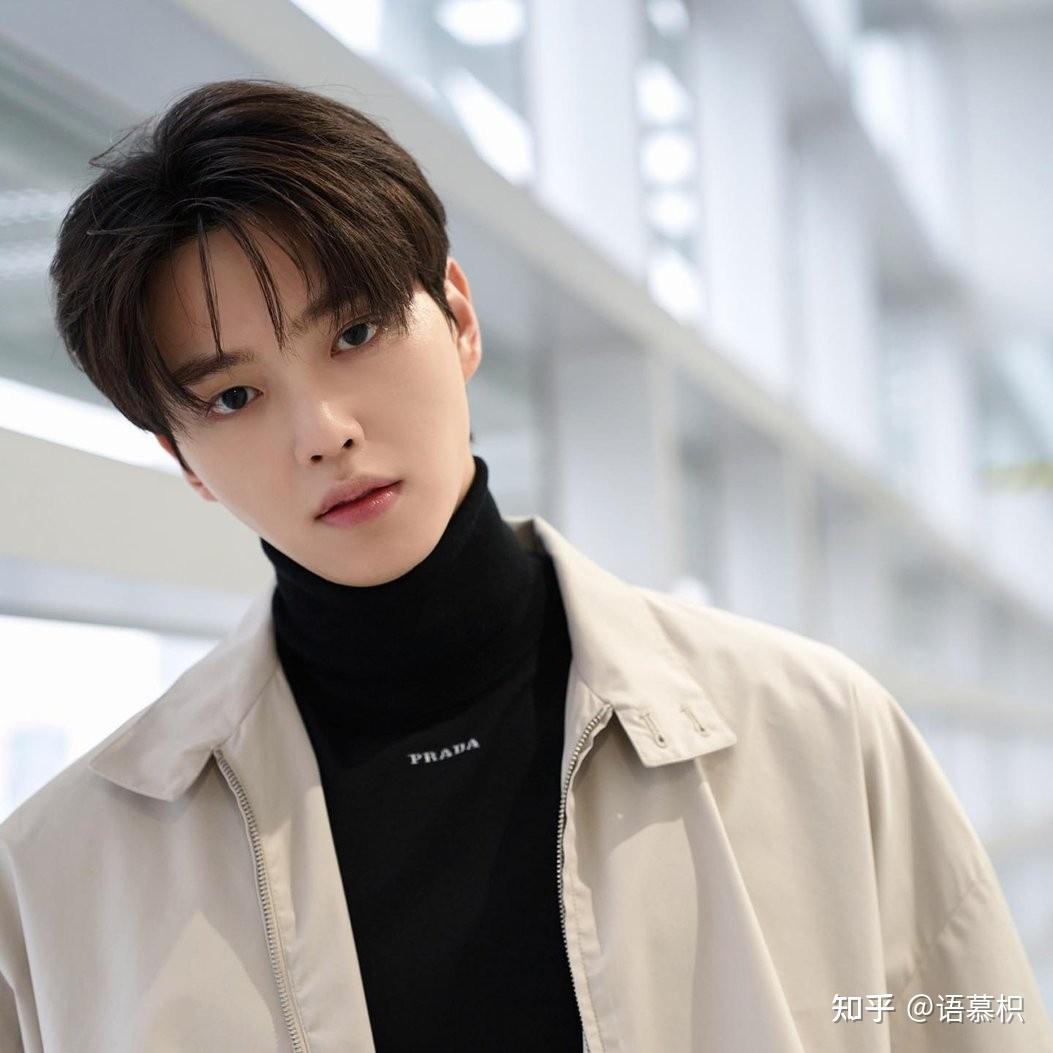 哪个男星是狐狸眼啊?