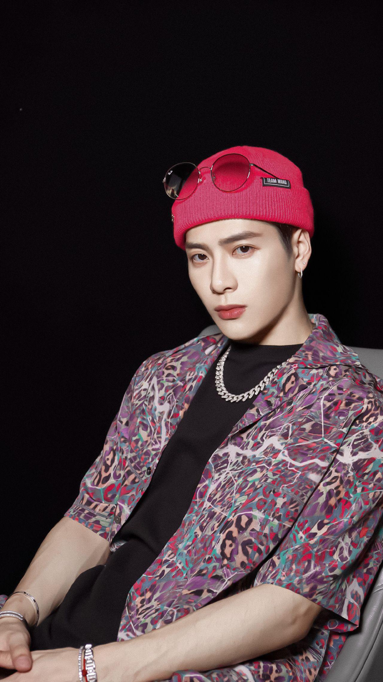 仅看脸,王嘉尔帅吗?