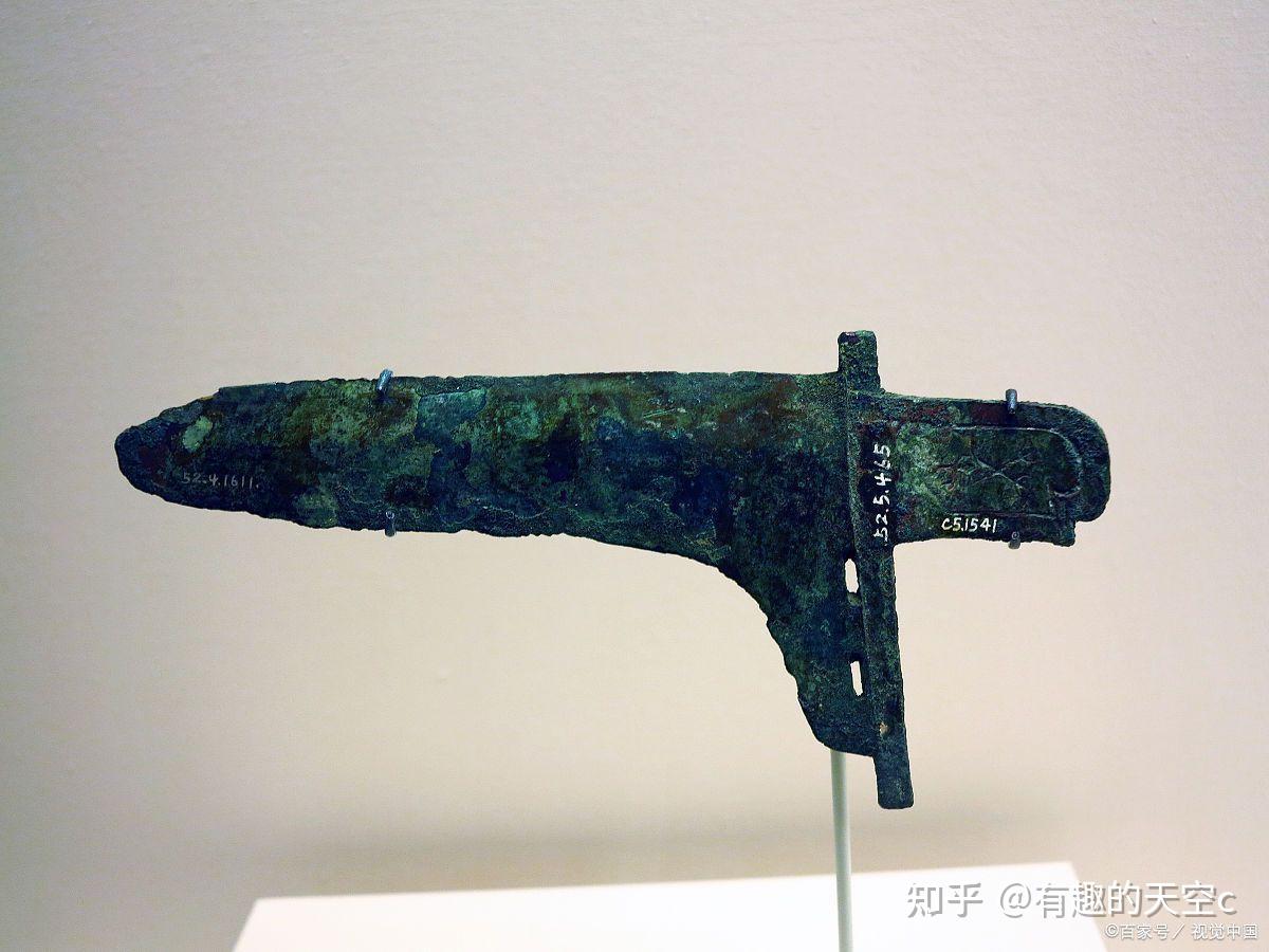 先秦时期冷兵器的发展，步战单手挥短戈，车战双手舞长戟 知乎 