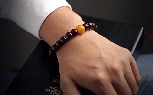 男性戴星月菩提手串适合多大尺寸