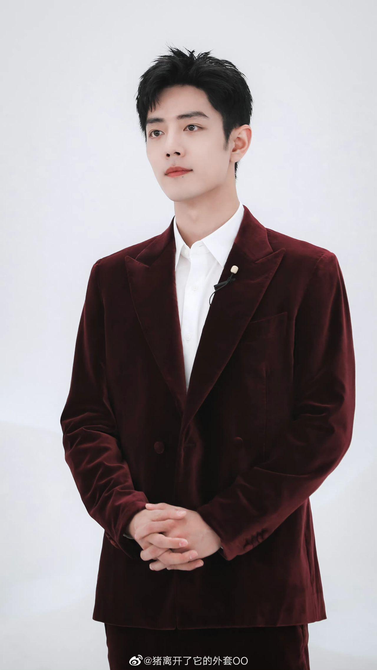 如何评价x玖少年团肖战的身材? - 知乎