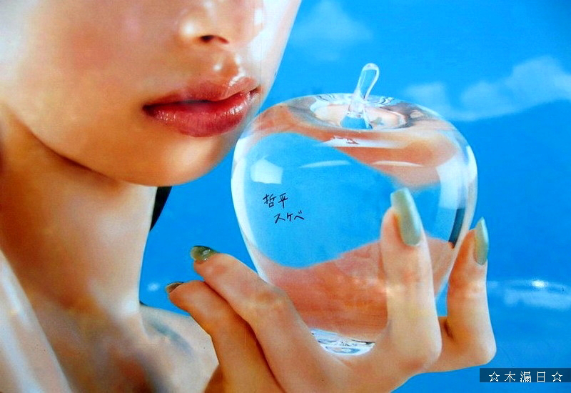 恋爱世纪里那个水晶苹果是tiffany的吗能买到吗
