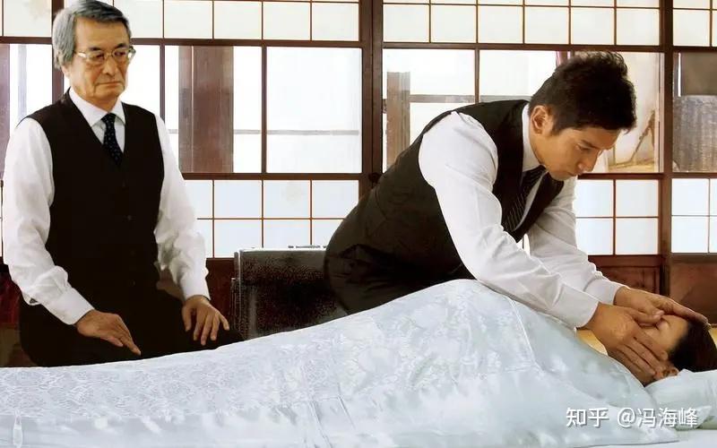 亲人去世葬礼上是拍照留念好,还是什么也不留,只留几张生前遗照好? - 知乎