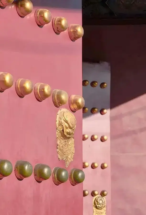 古建门上的门环与门钉，藏着多少你不知道的讲究？ - 知乎