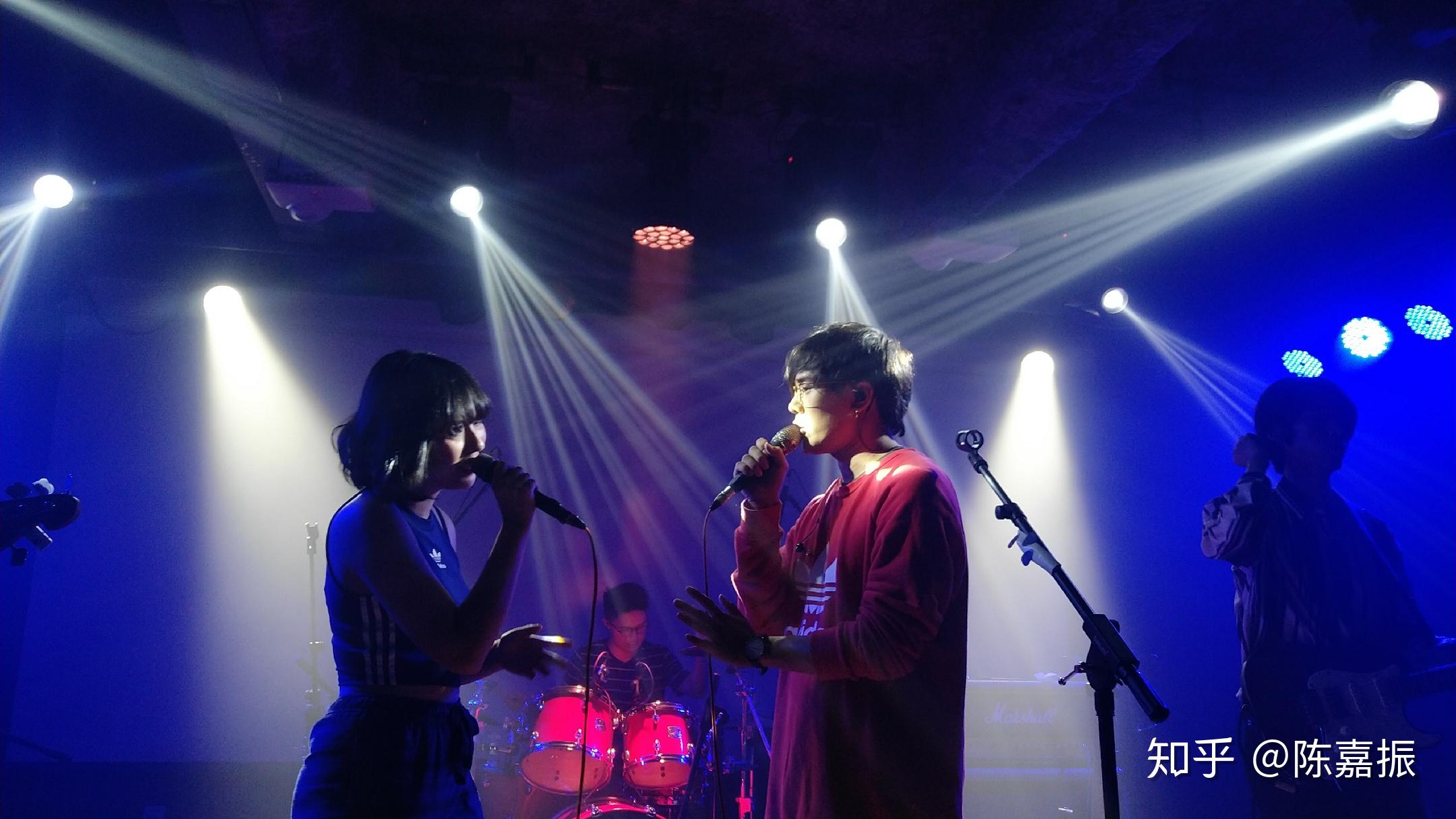 如何评价台湾乐队告五人? - 知乎