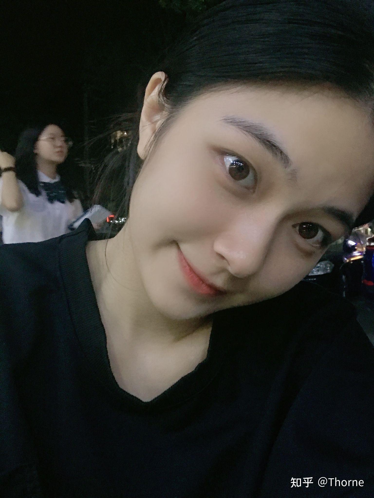 你身边有没有素颜超级好看的女生! - 知乎