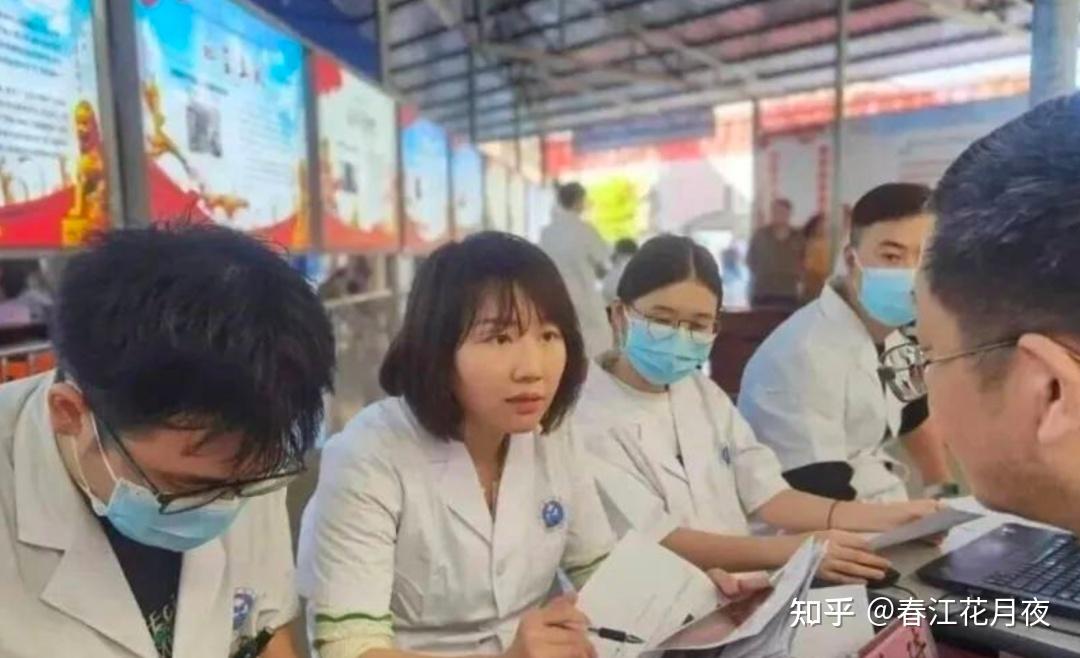 眼科医生曾琦怎么突然上热搜？网上和祖院长那个没打马赛克的视频是这个曾医生吗？ - 知乎