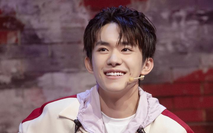 27娱乐资讯:易烊千玺,杨幂,檀健次,唐嫣,白鹿,李沁,郭麒麟,贾玲