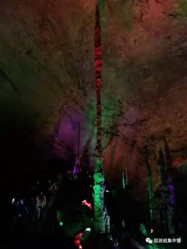 两个人从广东广州到湖南旅游要花多少钱?