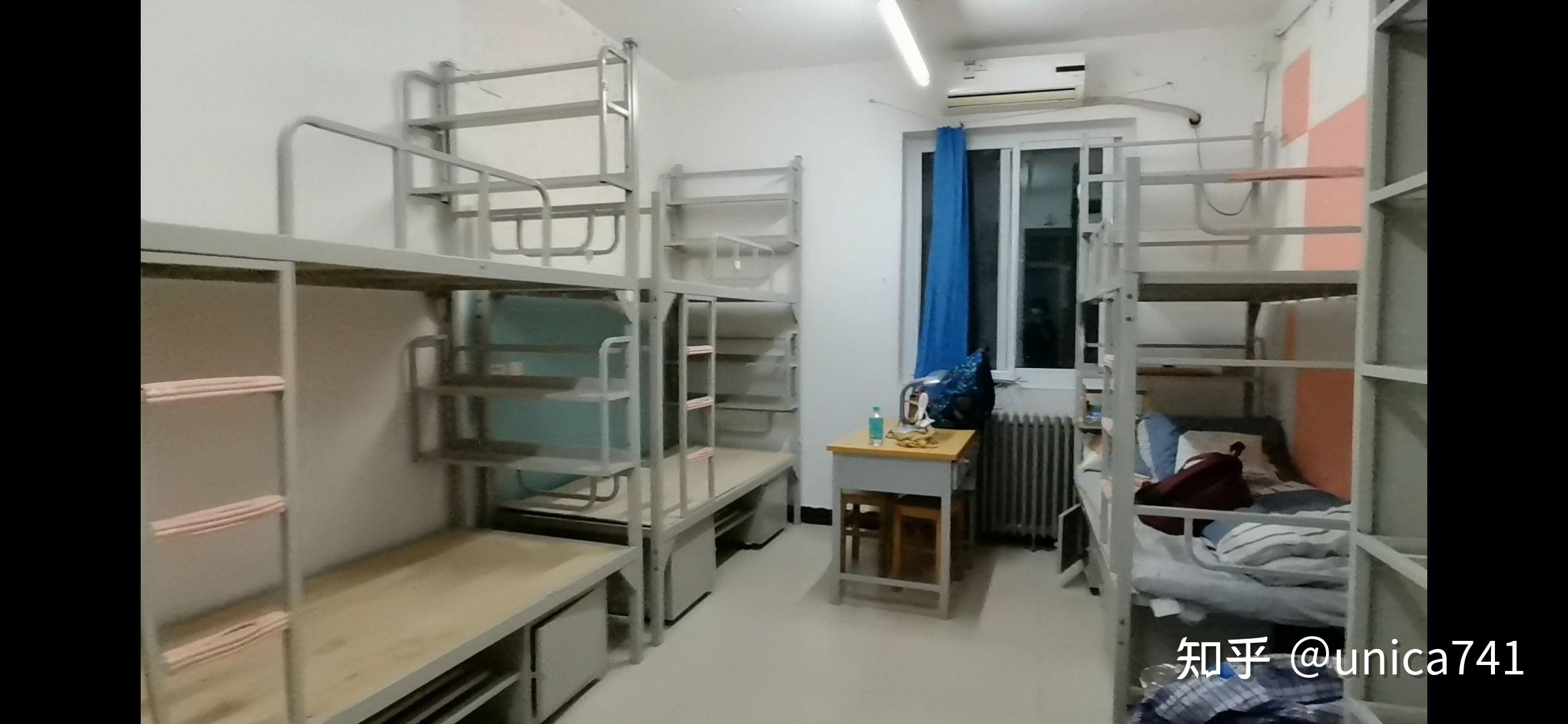 请问一下北京化工大学东校区本科生宿舍怎么样啊最好能有图片还想问一