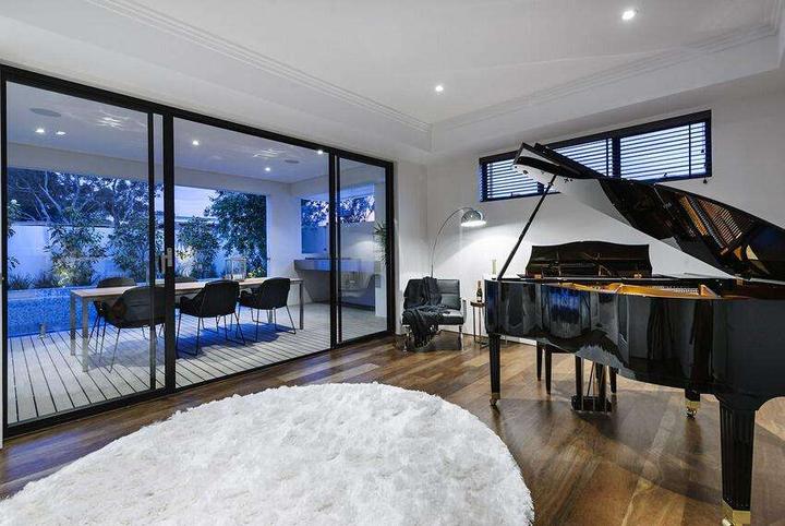 钢琴室隔音装修设计让每一个音符随着钢琴键而跳动