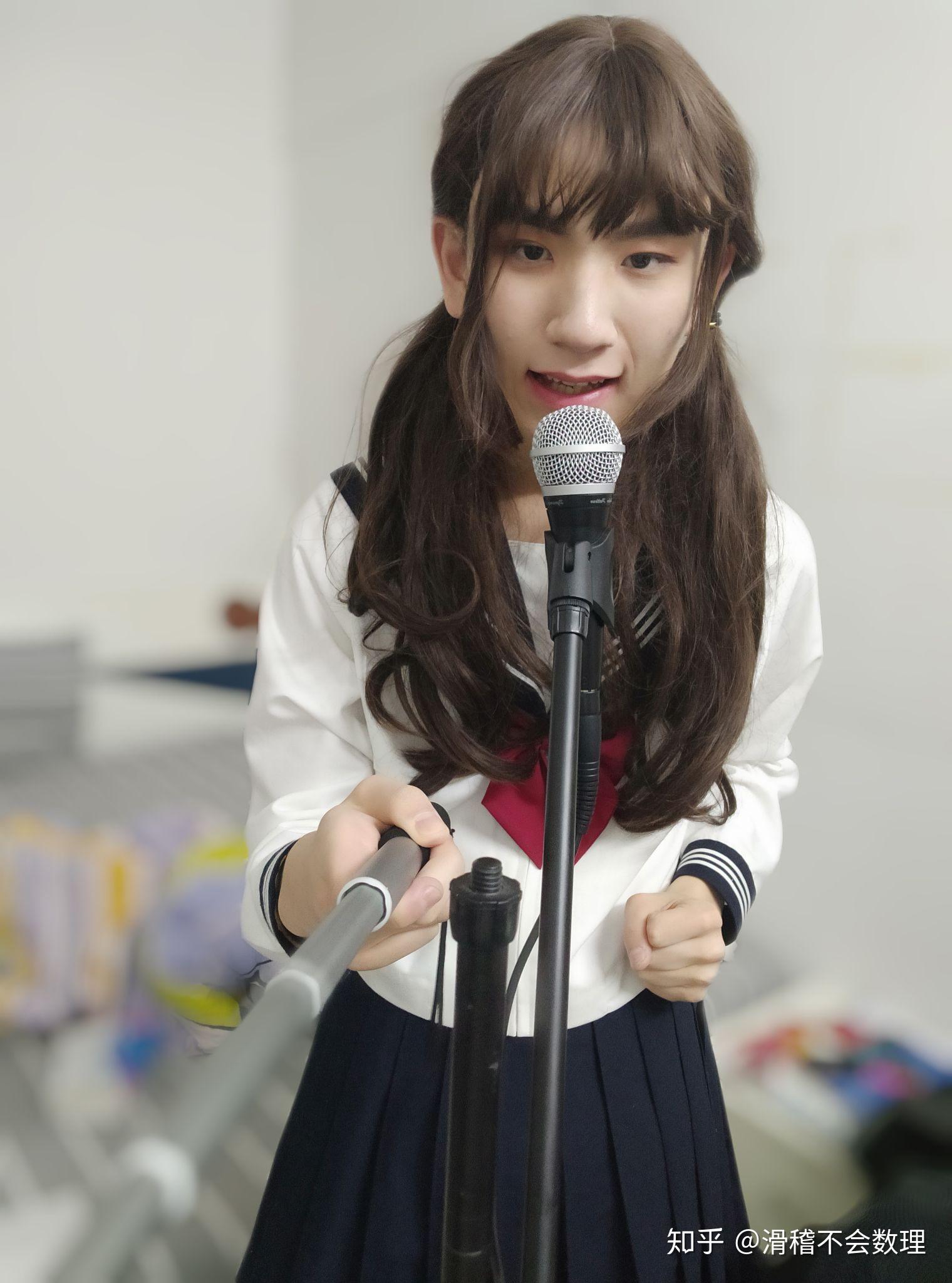 男生穿jk制服是怎样的体验