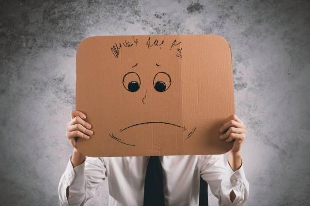 喜欢抱怨是什么心理？其实爱抱怨的人，心理上只想干一件事！ - 知乎