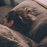 人类为什么要进化出这么长的睡眠时间？