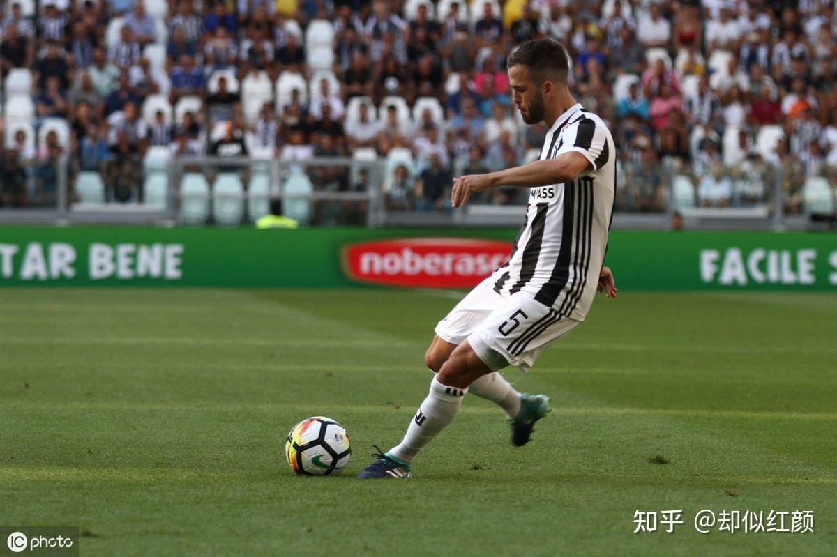 深度剖析C罗：足球传奇的多维魅力- 知乎