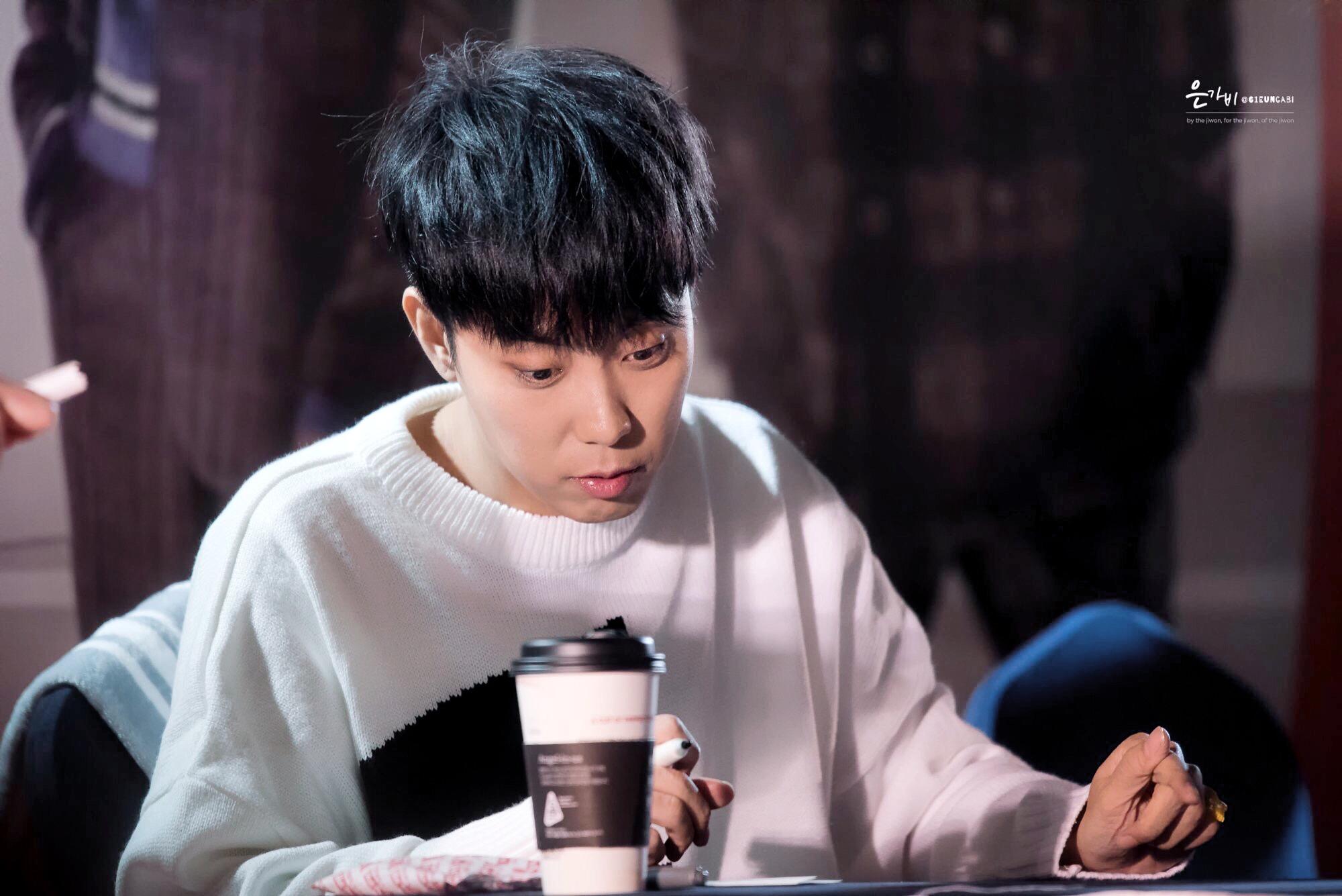 怎么评价殷志源的长相? - 知乎