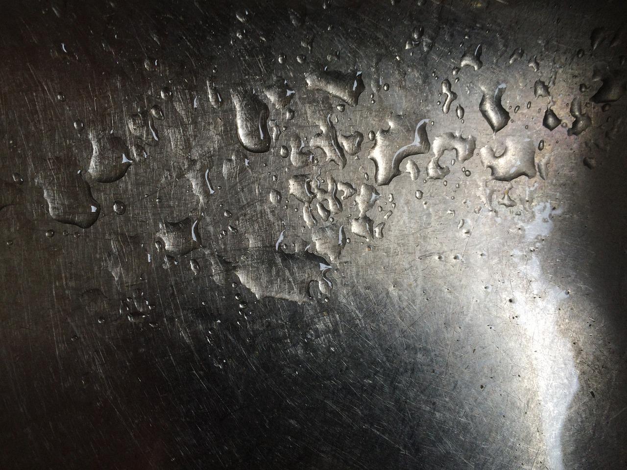 不锈钢怎么按在地面