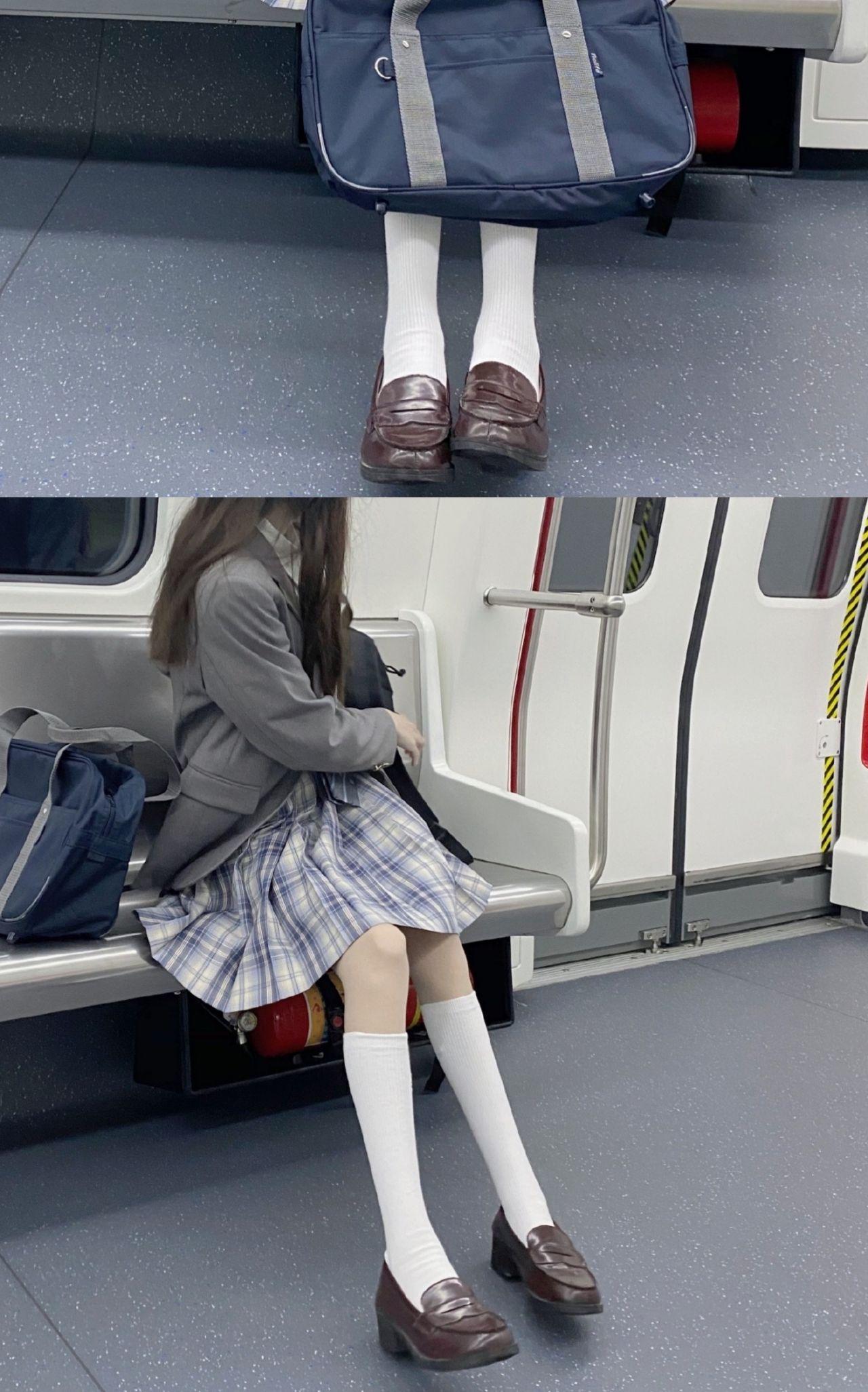 洛丽塔jk制服为什么要搭配巨笨重巨显脚大的圆头皮鞋多破坏衣服美感呀