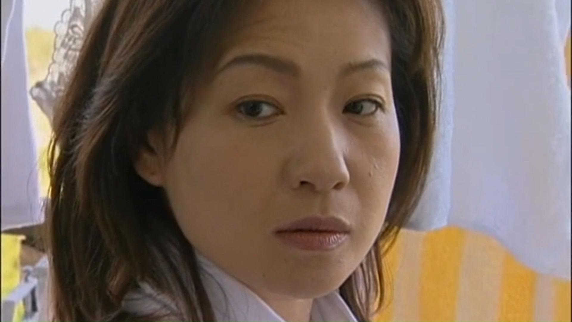 冢本监督作品大沢萌母亲轻松拿捏女儿