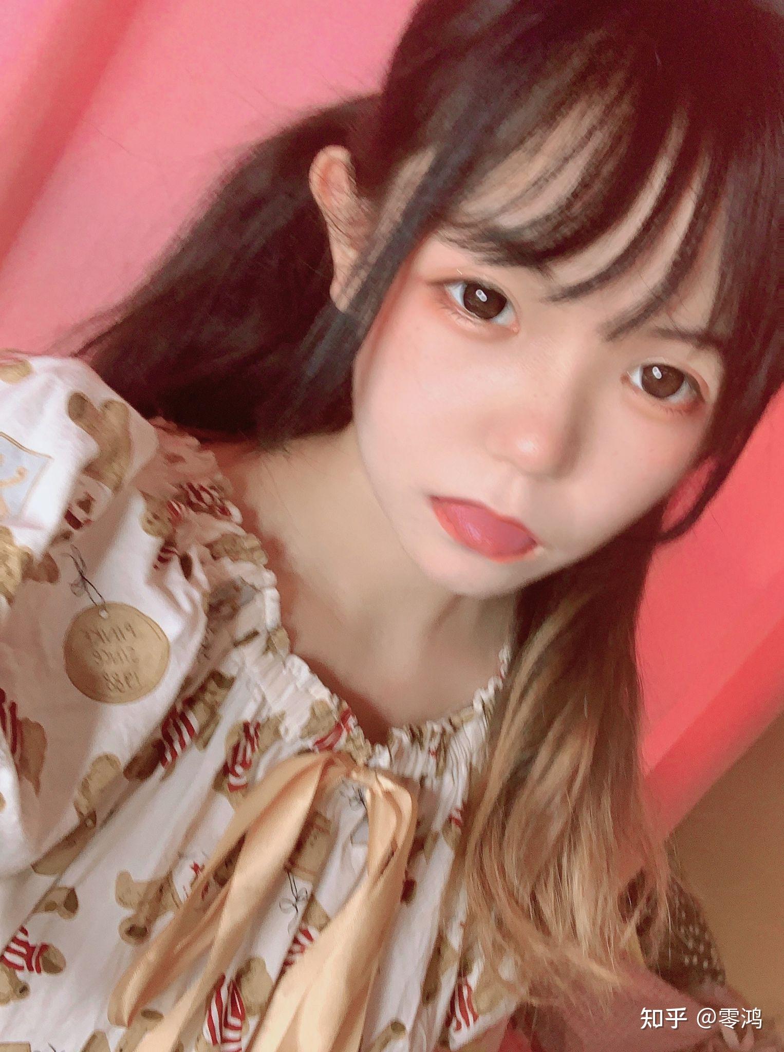 封茗囧菌的线下和微博的照片差别大码吗各位线下见过的可以说一下嘛