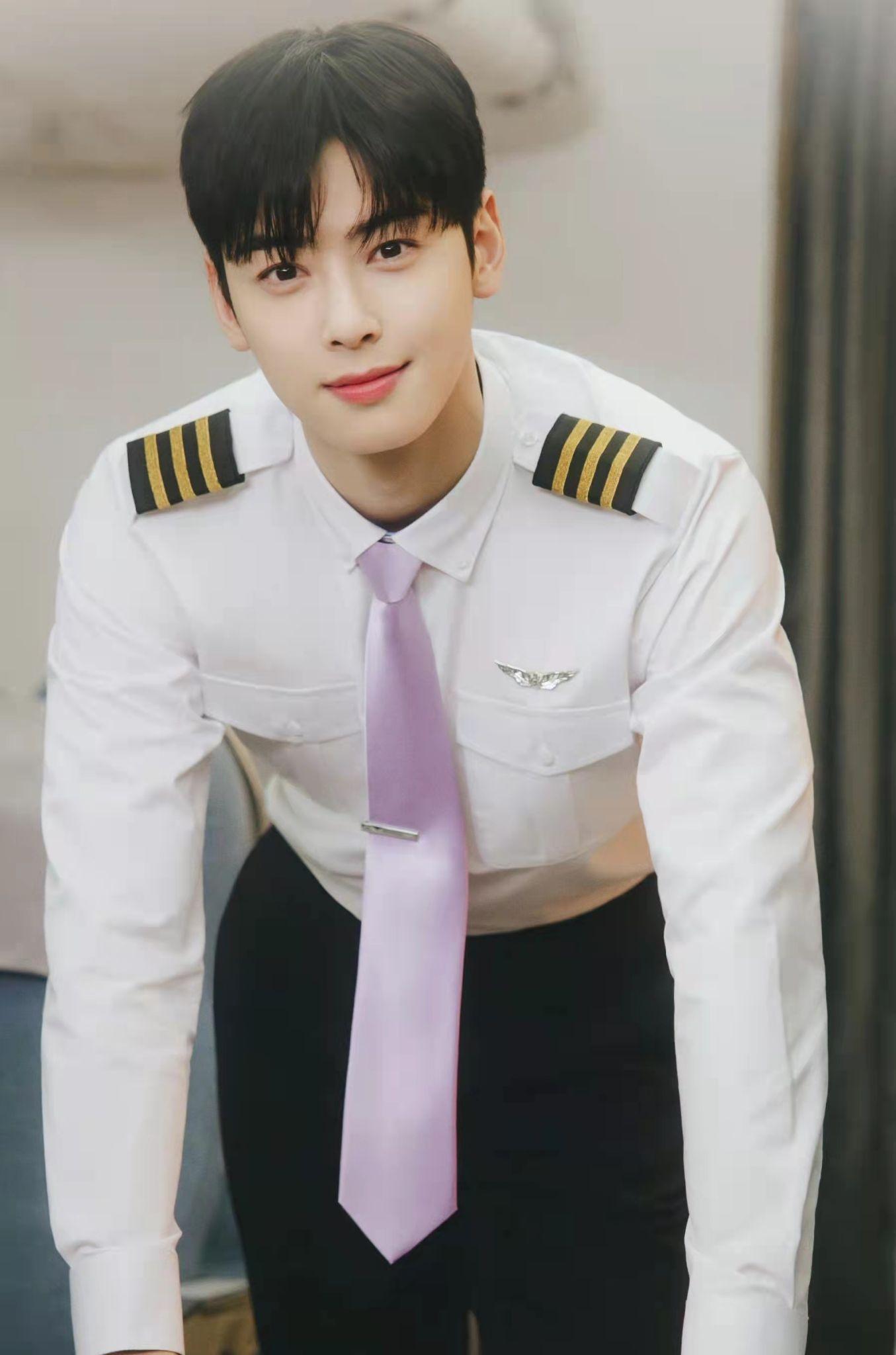 车银优不是浓颜吗? - 知乎