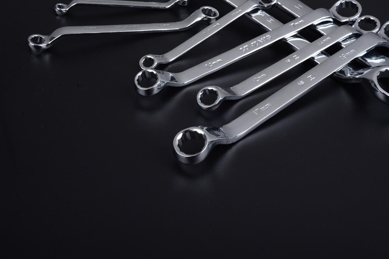 3. 梅花扳手特点