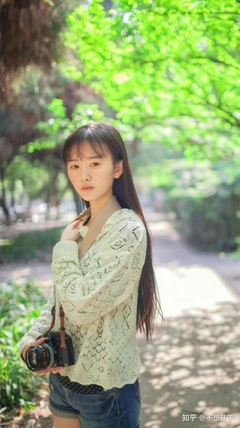鞠婧祎早期的照片是真的吗?