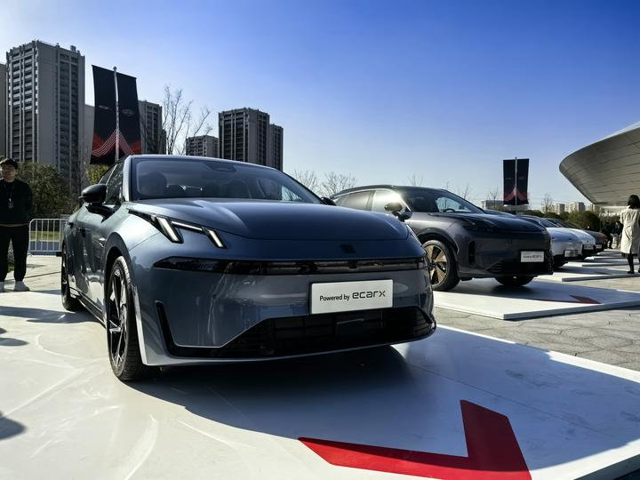 亿咖通的战略底牌：智能汽车增量零部件供应商 - 知乎