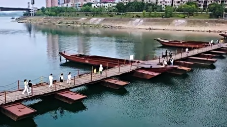 时政案例分析|村民私搭浮桥被拆除判刑?该如何提升公共服务质量? - 知乎