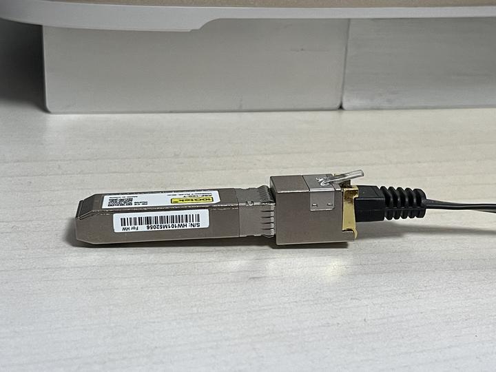 路由器、交换机上的SFP、SFP+口光模块、猫棒、电口模块应如何插拔呢？ - 知乎