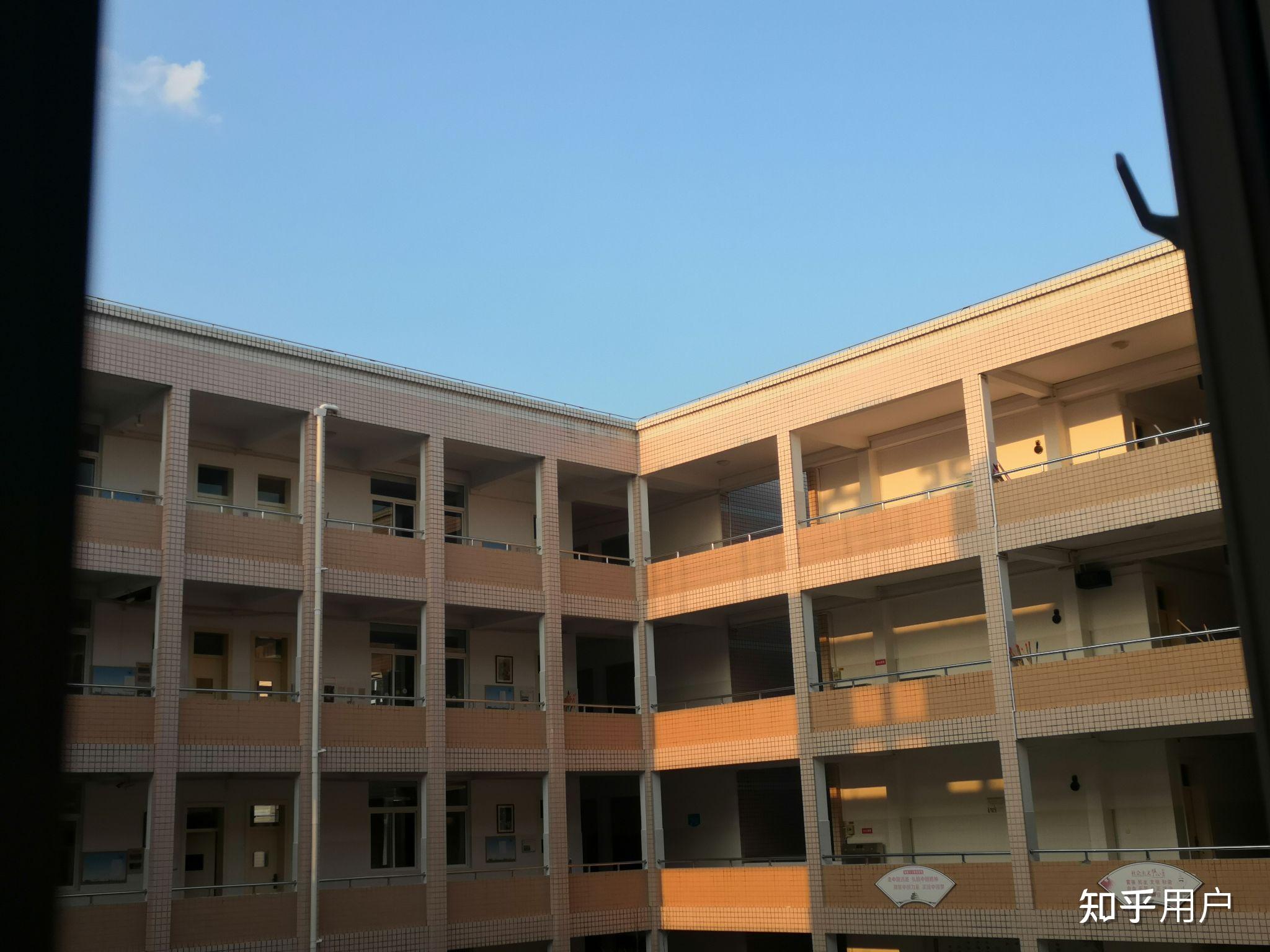 在丽水花园中学生活是怎样的体验? - 知乎