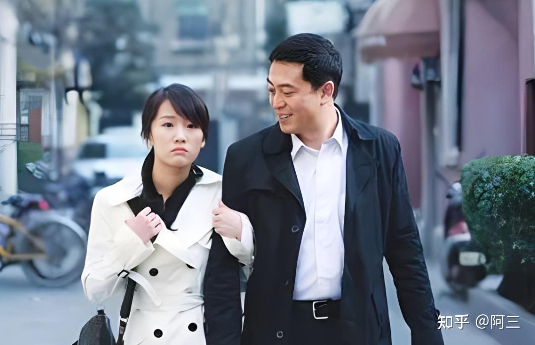 为什么很多人歌颂蜗居里宋思明和海藻的爱情说什么嫁人就嫁宋思明