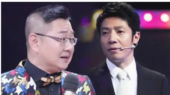张绍刚一脸严肃地问撒贝宁:"结婚为啥没叫我