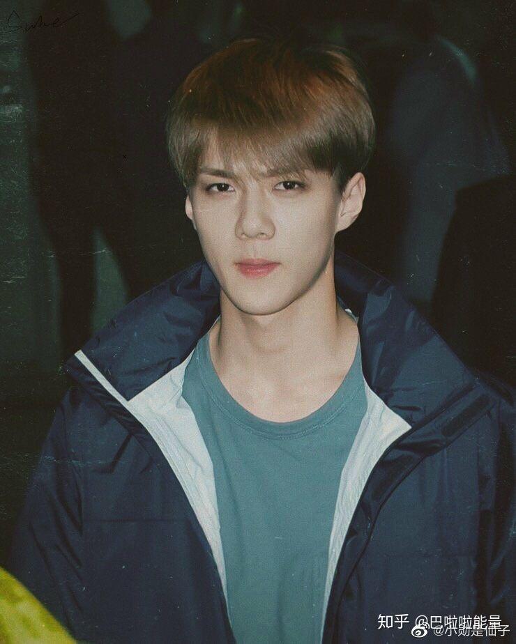 吴世勋是长残了吗…感觉脸越来越宽了,而且地包天也更明显了? - 知乎