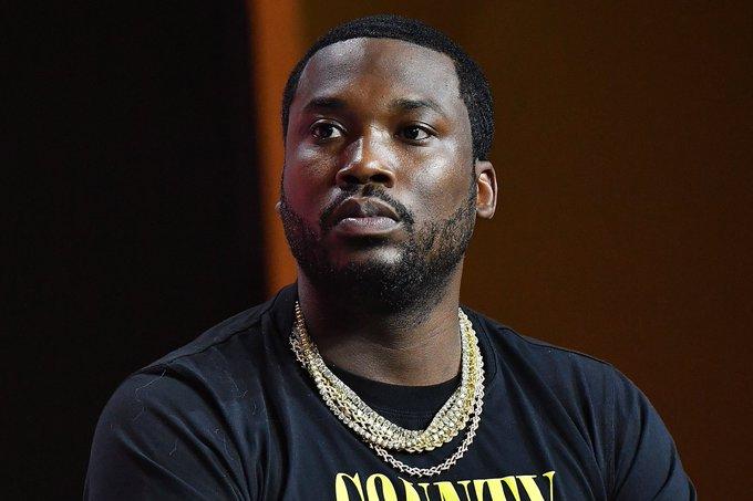 今日歐美圈綿羊姐宣佈懷孕科比妻子怒斥meekmill