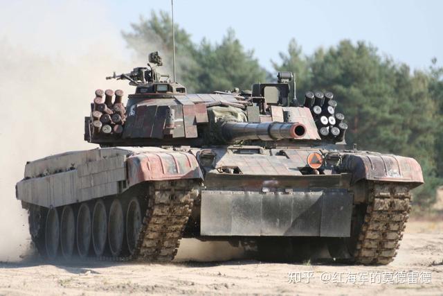 如何分辨t72mm1t72at72bt72st72bm等各种t72改型