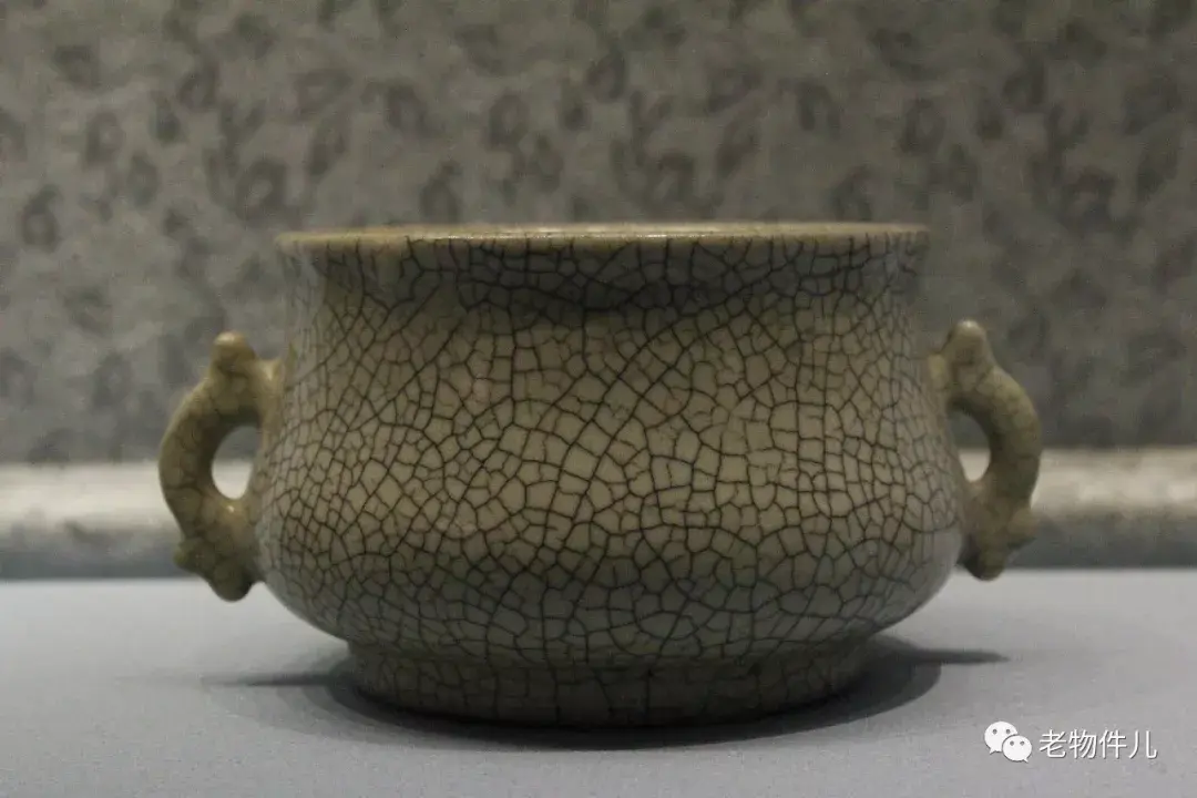 故宫观展】“金丝铁线”哥窑瓷器展（传世哥窑篇） - 知乎