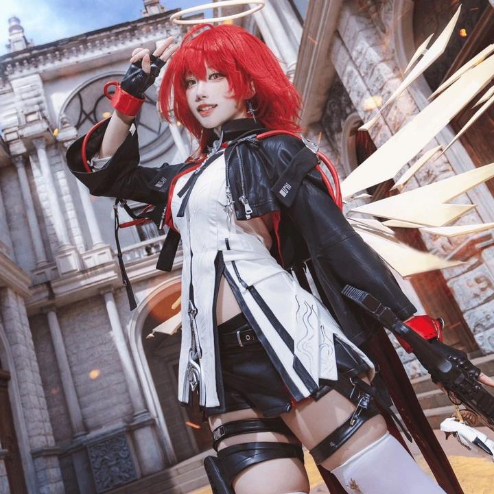 红发是标志，优雅是气质！明日方舟 新约能天使cos - 知乎