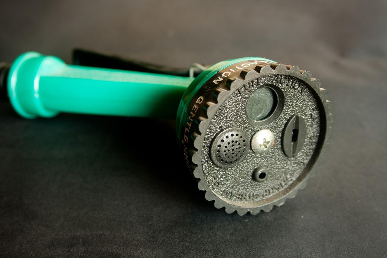 空调清洗喷雾怎么用