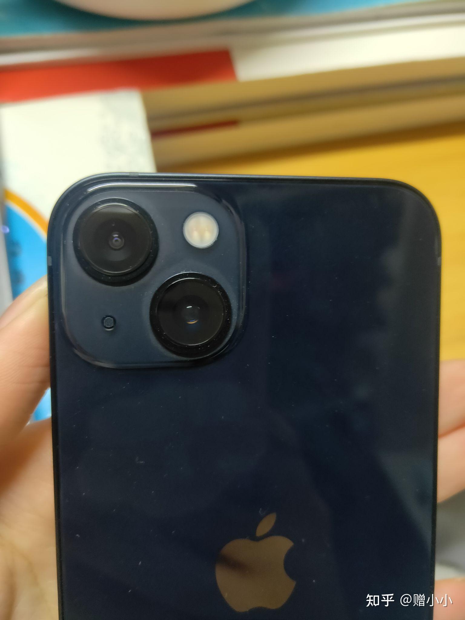 苹果11摄像头周围有一圈白是怎么回事? - 知乎