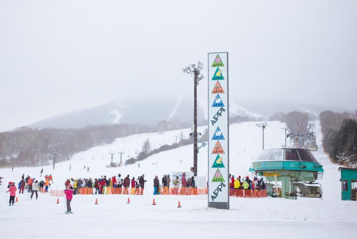 滑粉雪泡温泉，顺便刷个日本三年签- 知乎